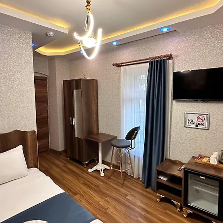Szálloda La Vien Old 3*