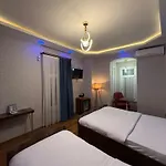 Hotel La Vien Old 3*