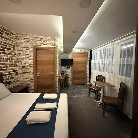 Hotel La Vien Old