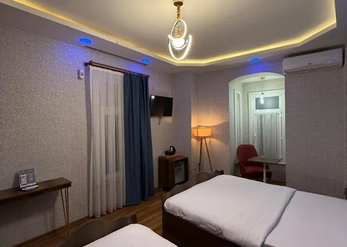 酒店 La Vien Old 3*