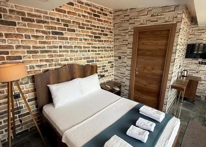 酒店 La Vien Old 3*