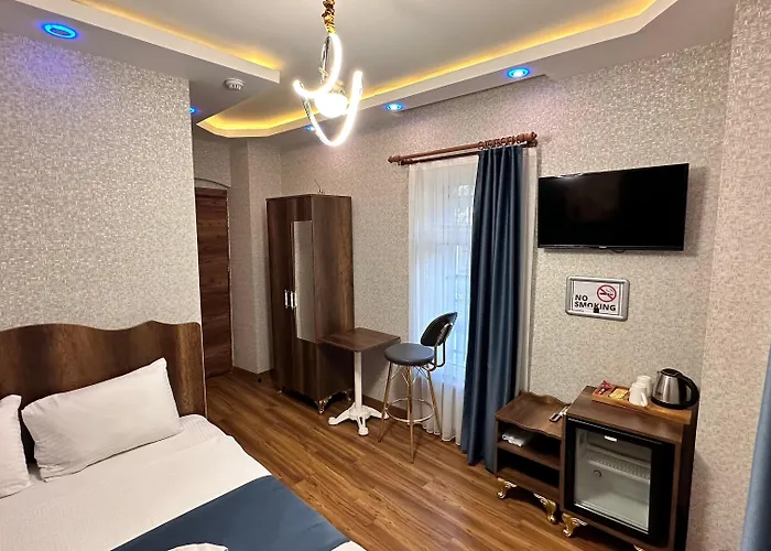 酒店 La Vien Old 3*