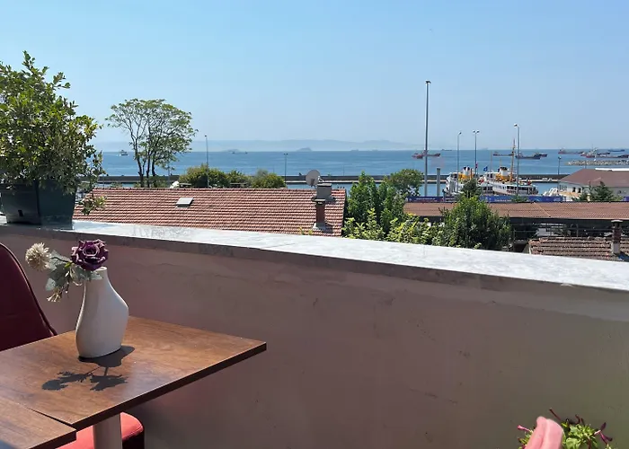 酒店 La Vien Old 3*