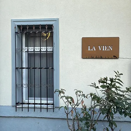 ホテル La Vien Old 3*